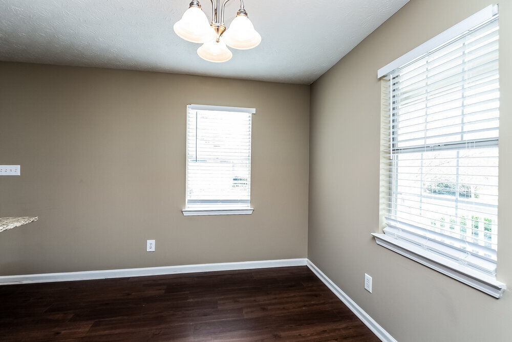 Building Photo - 505 Horseshoe Cir