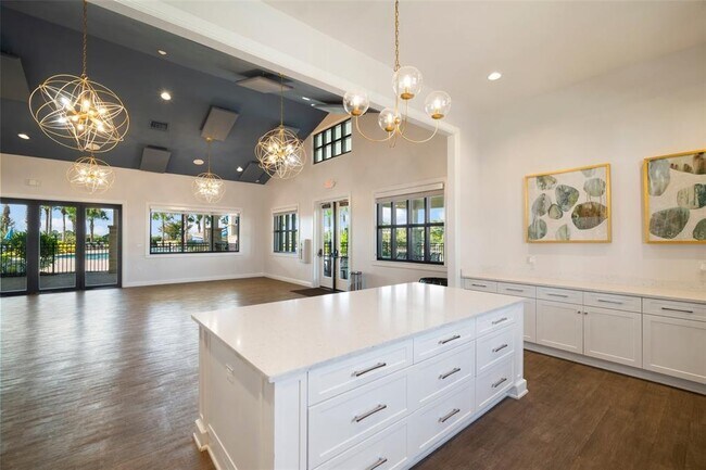 Building Photo - 6396 Roadstead Ct