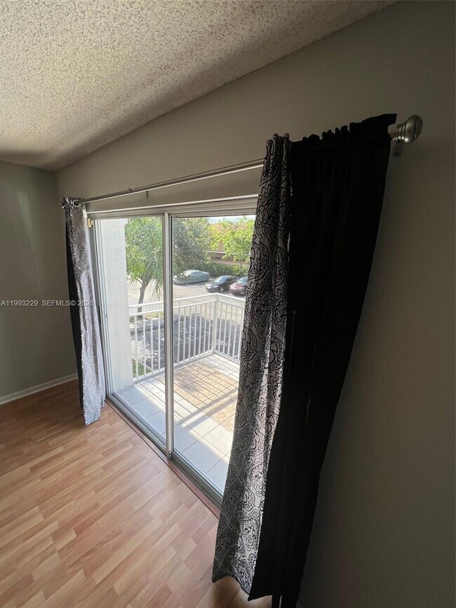 Building Photo - 11232 SW 12th St