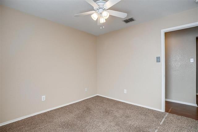 Building Photo - 1108 W Cottonwood Dr