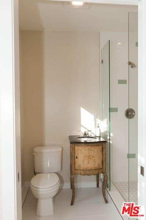 Building Photo - 4224 Beethoven St