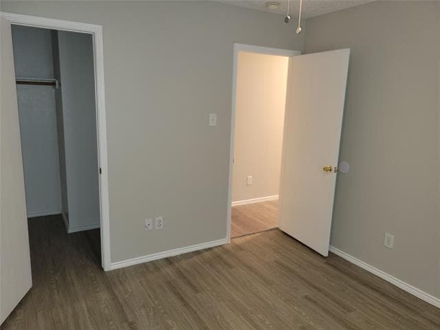 Building Photo - 709 Duke Dr