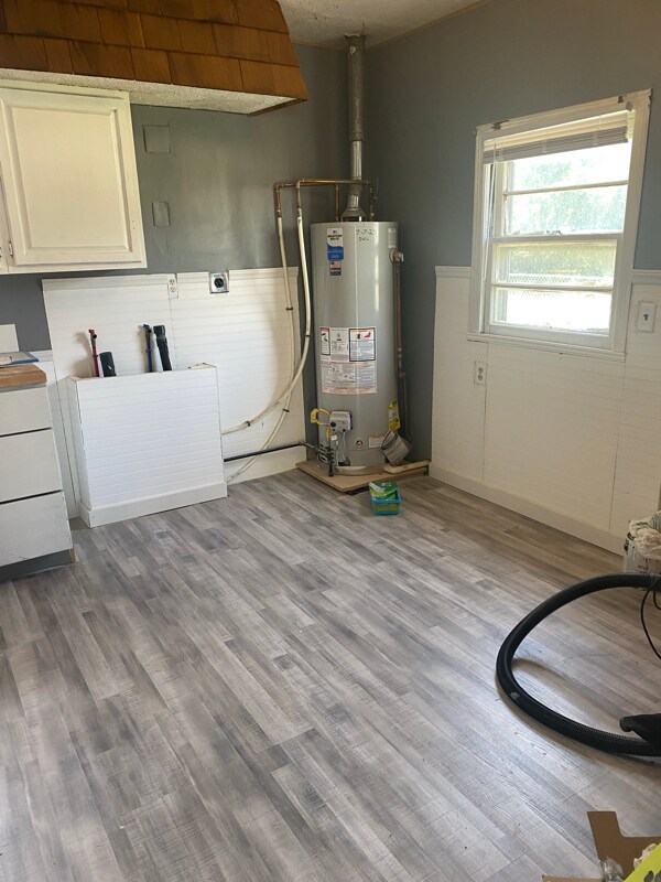 Building Photo - 1807 E 16th St N