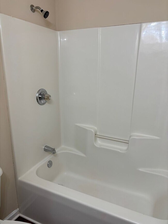 Building Photo - 373