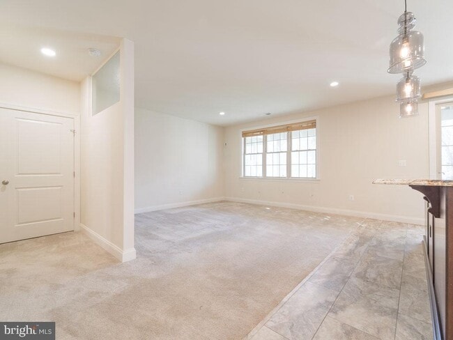 Building Photo - 22595 Windsor Locks Square