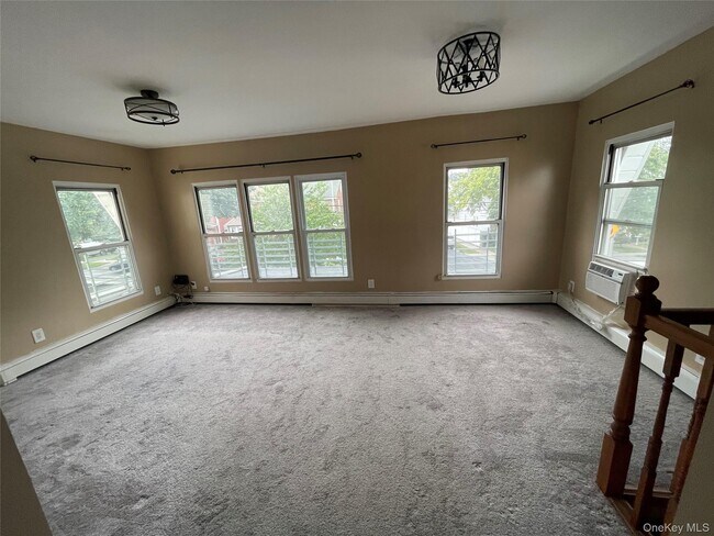 Primary Photo - 89-01 249th St