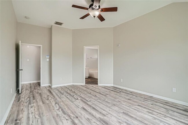 Building Photo - 2920 Cajuiles Dr