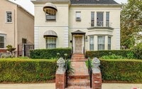 Building Photo - 201 S Doheny Dr