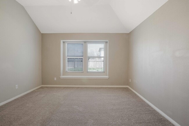 Building Photo - 15006 Parrish Ln
