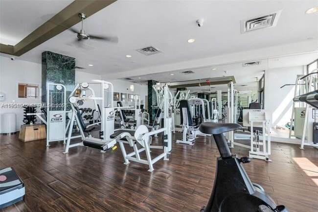 Building Photo - 6770 Indian Creek Dr