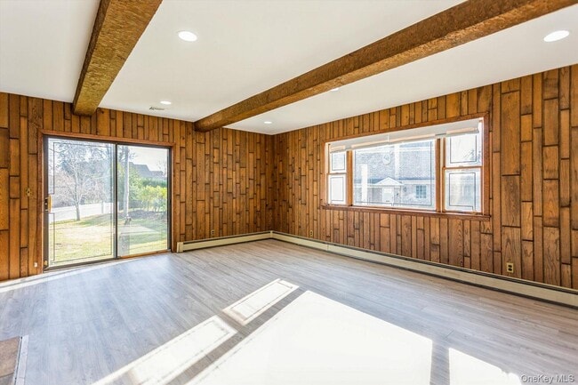 Building Photo - 1 Sutton Pl