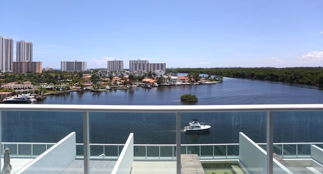 Building Photo - 400 Sunny Isles Blvd
