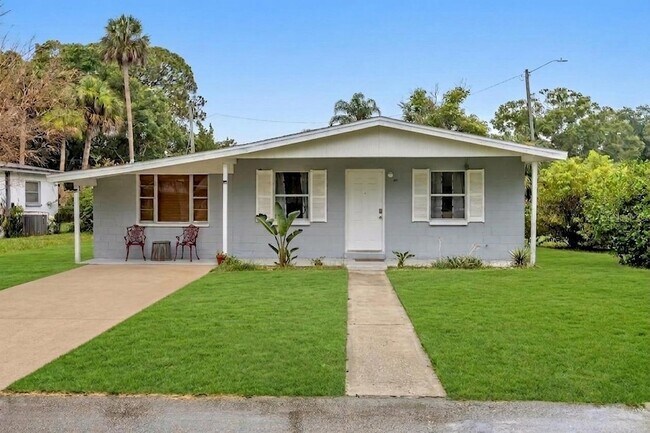 Building Photo - 1300 Rosa L Jones Dr