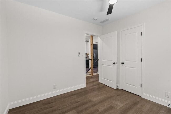 Building Photo - 1658 Altadena Pl SW