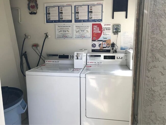 Interior Photo - 221 Sheldon St