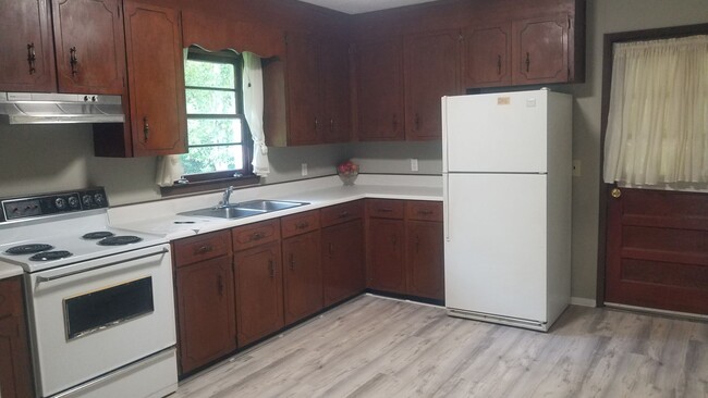 Building Photo - 2 Bedroom Home in Nashville!!
