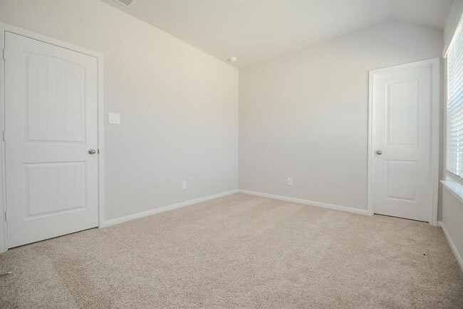 Building Photo - 2745 Williams Grv Ct