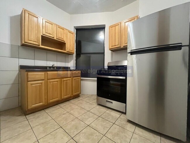 Primary Photo - 301 West 141st Street