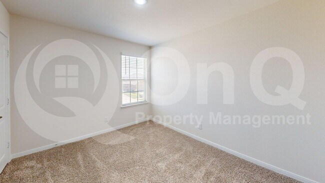 Building Photo - 1400 Colonial Bluff Ln