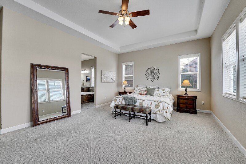 Building Photo - 27615 E Moraine Dr