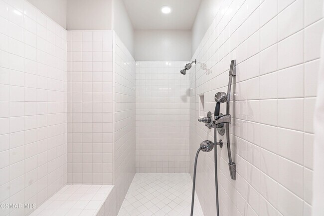 Building Photo - 5197 Via Jacinto