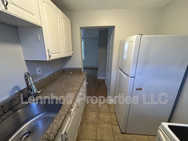 Building Photo - 145 Water St