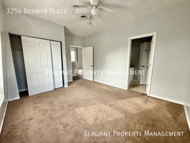 Building Photo - 3254 Berwyn Pl