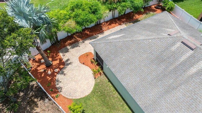 Building Photo - 8709 Deep Maple Dr