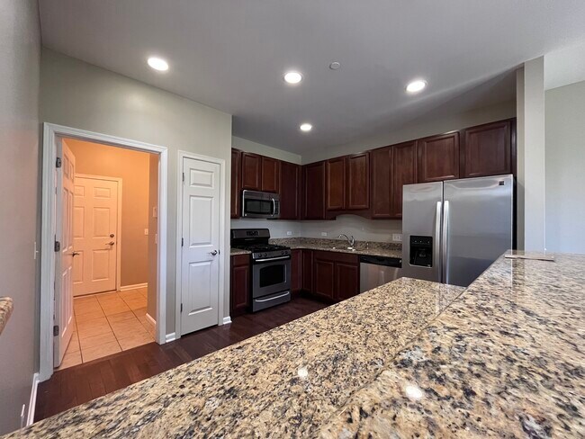 Building Photo - 6384 Cunningham Ct