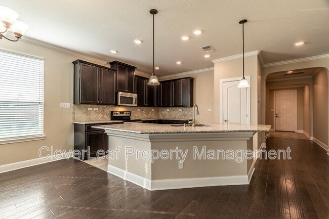 Building Photo - 693 Pond Springs