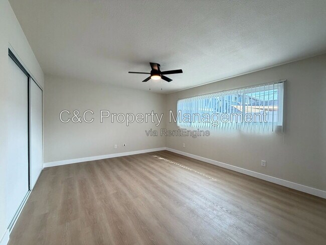 Building Photo - 855 9th St