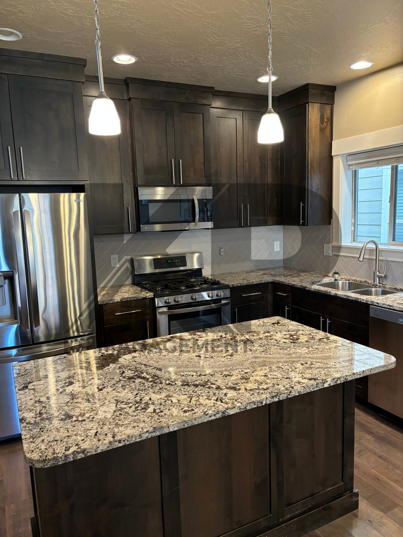 Building Photo - 2004 S Kerr St