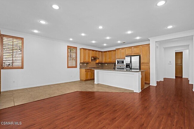 Building Photo - 193 Via Felicia