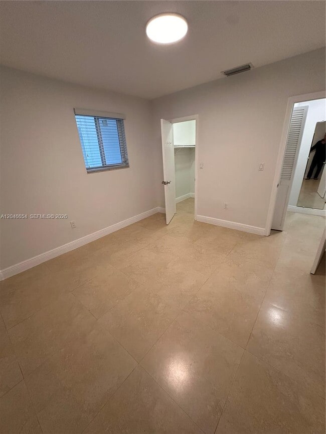 Building Photo - Cotorro Avenue, Coral Gables, FL 33146 - 3 BR 2 BA single-family home