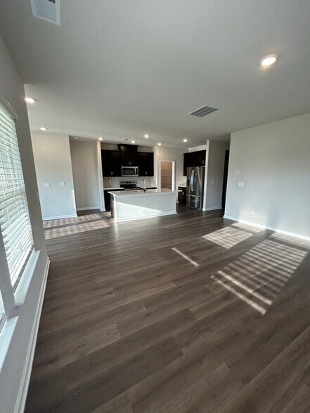Building Photo - 29351 Satilla Cir
