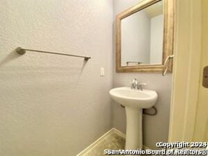 Building Photo - 7106 Sunny Day