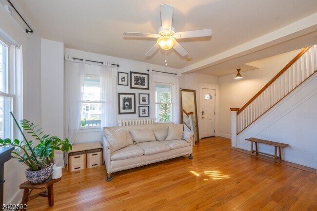 Building Photo - 38 Claremont Ave