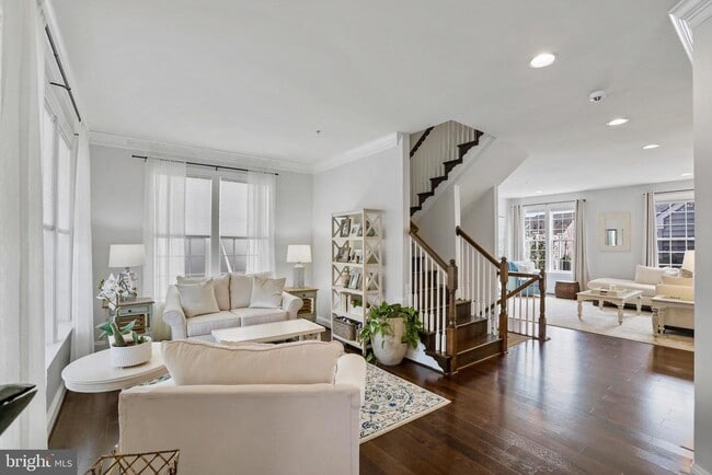 Building Photo - 1412 Musgrove Alley