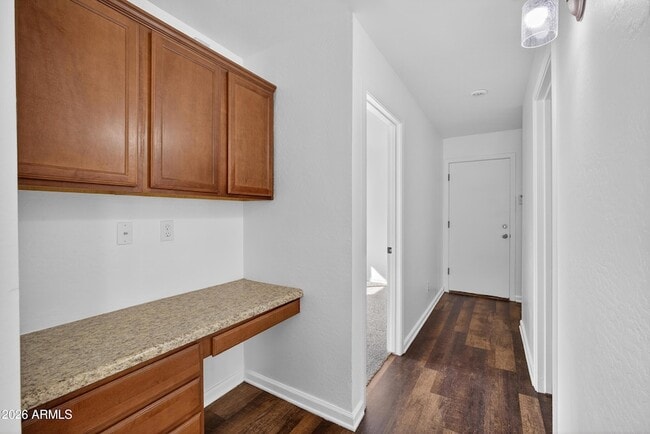 Building Photo - 2130 Sabino Ln