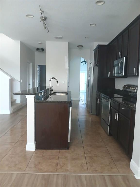 Building Photo - 6242 Golden Dewdrop Trail