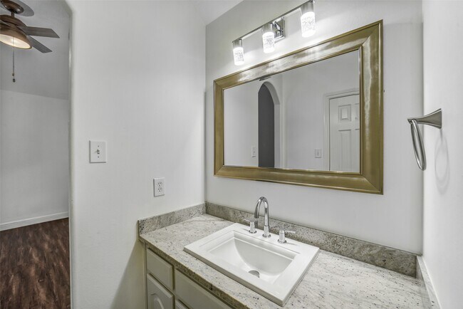 Building Photo - 16810 Noble Pass Ln