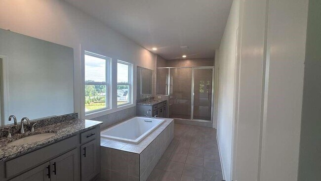 Building Photo - 5365 Travers Ln