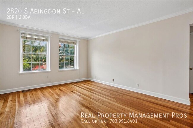 Building Photo - 2820 S Abingdon St