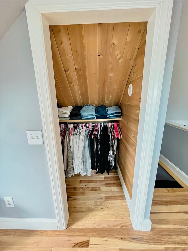 4th bedroom - 179 Dartmouth st