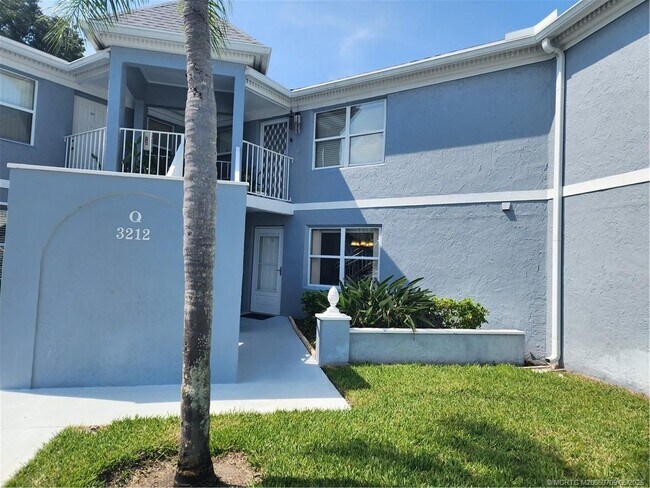 Primary Photo - 3212 SE Aster Ln