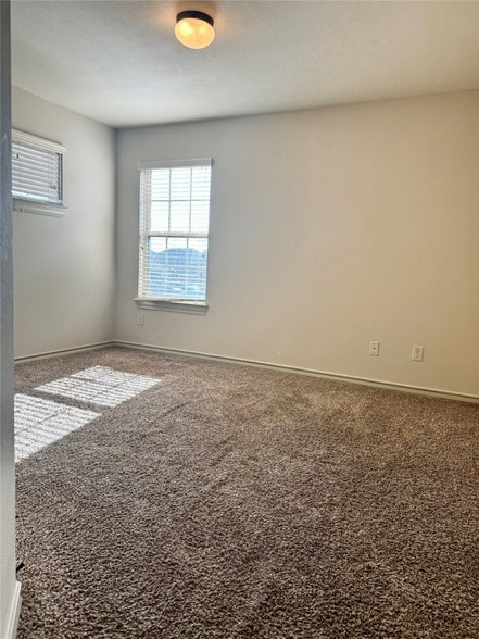 Building Photo - 3314 Selene Dr