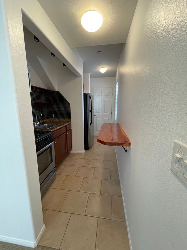 Building Photo - 322 Arcade Dr