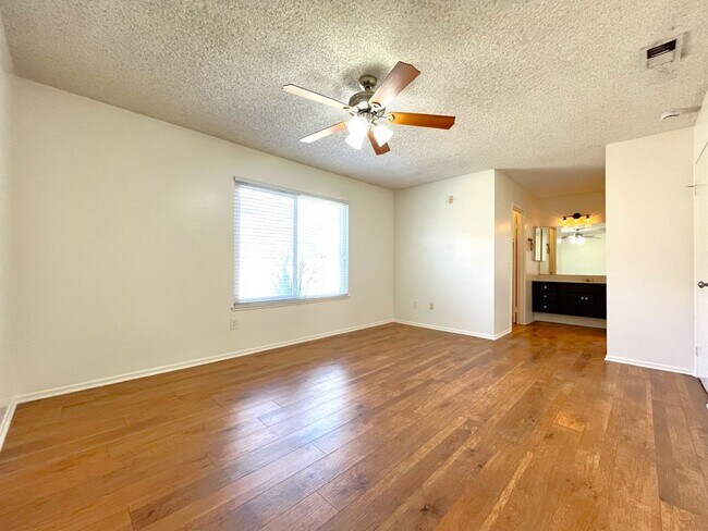 Building Photo - 2757 Aries Ln