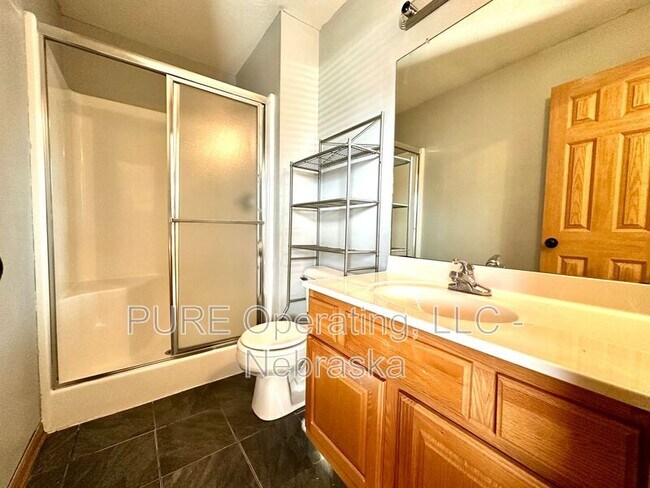 Building Photo - 11657 Bauman Ave