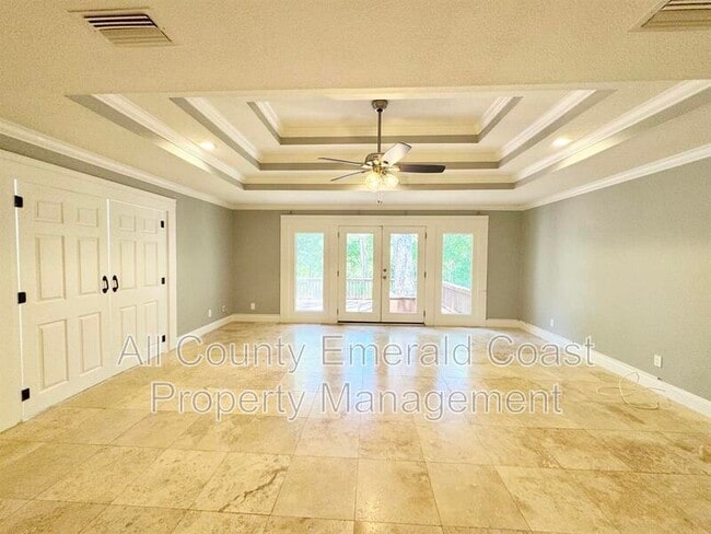 Building Photo - 847 Kell Aire Dr